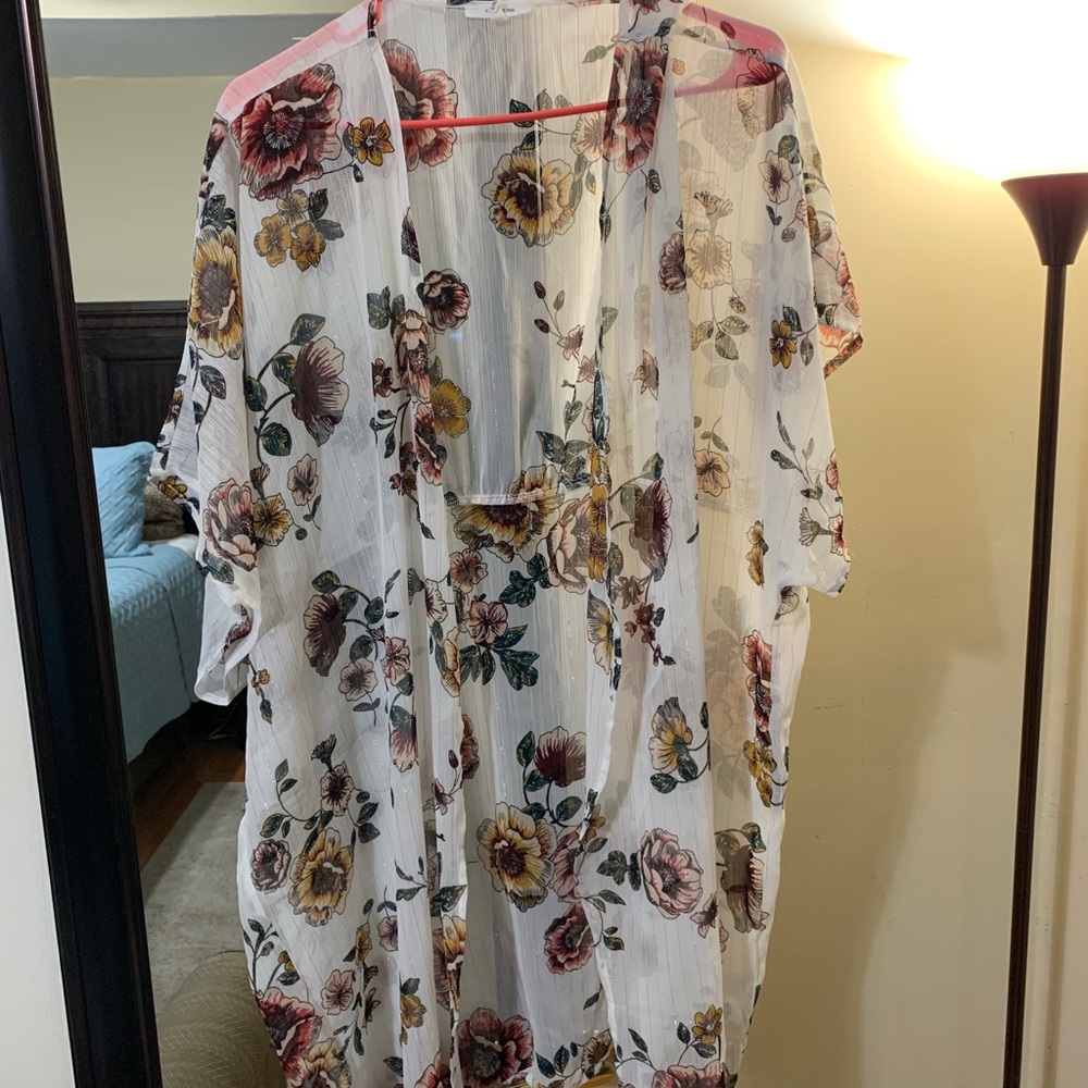 Maurices flower kimono
